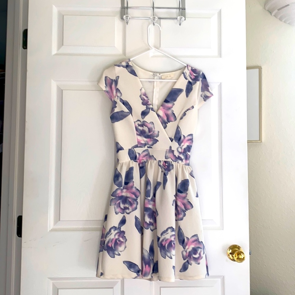 Perfect Spring dress with lavendar and violet flowers
